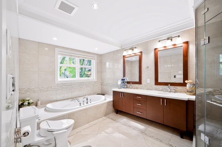 Photo 13 at 2851 W 38th Avenue, Kerrisdale, Vancouver West