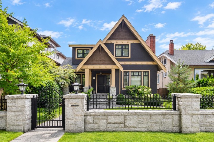 Photo 1 at 2851 W 38th Avenue, Kerrisdale, Vancouver West