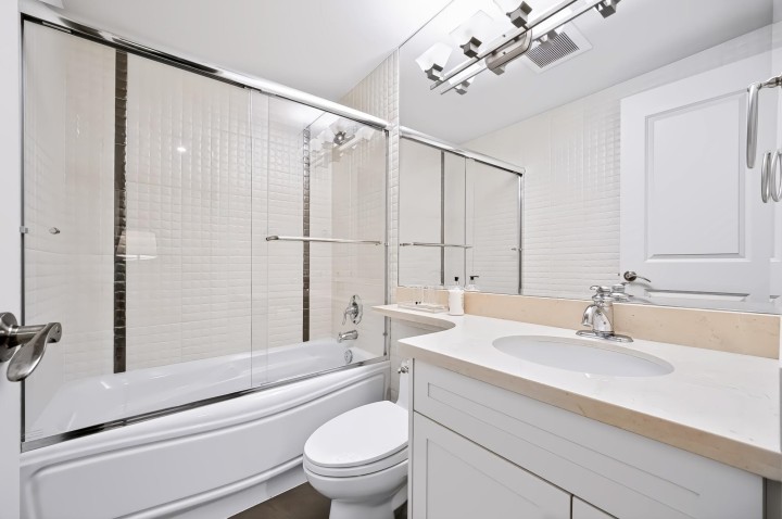 Photo 25 at 2851 W 38th Avenue, Kerrisdale, Vancouver West