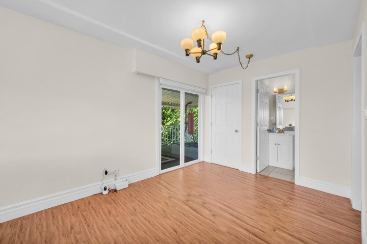 Photo 11 at 1165 Mathers Avenue, Ambleside, West Vancouver
