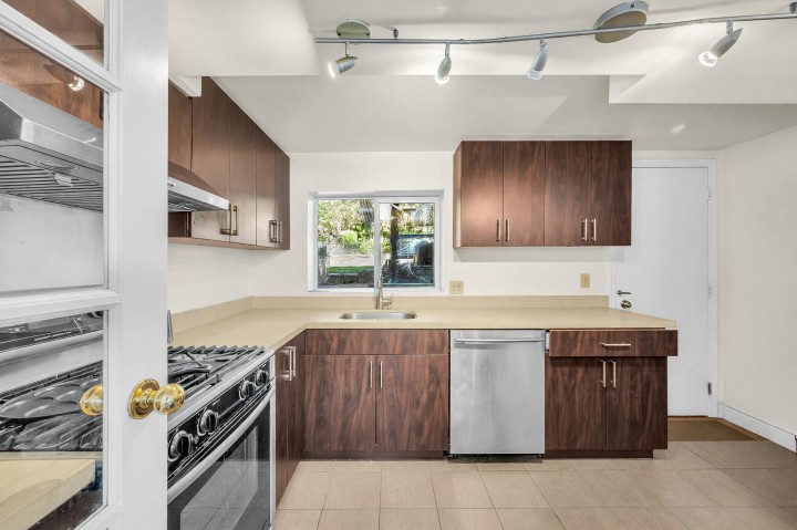 Photo 29 at 1165 Mathers Avenue, Ambleside, West Vancouver