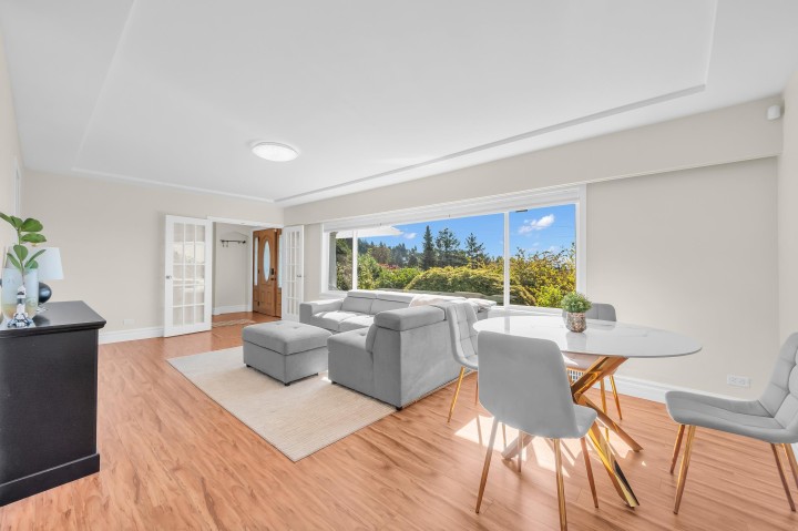 Photo 8 at 1165 Mathers Avenue, Ambleside, West Vancouver