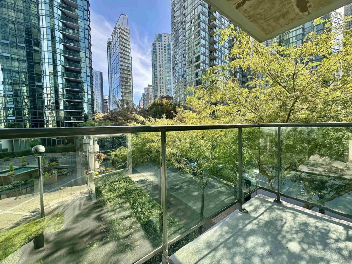 Photo 14 at 206 - 588 Broughton Street, Coal Harbour, Vancouver West