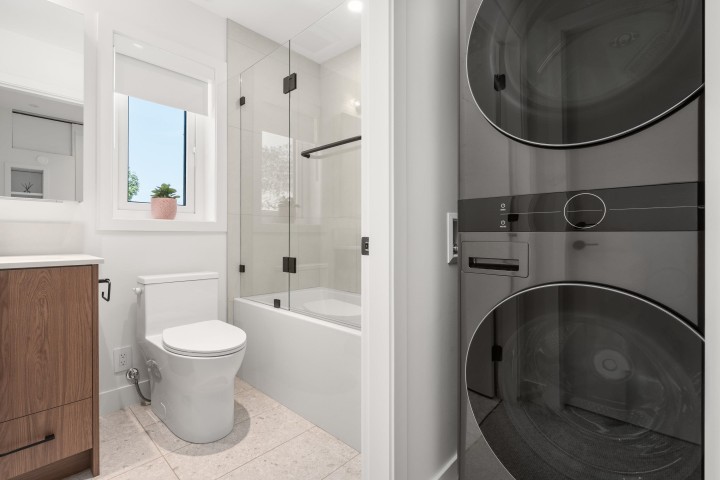 Photo 34 at 4 - 2240 E 40th Avenue, Victoria VE, Vancouver East