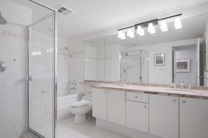 Photo 17 at 706 - 1500 Hornby Street, Yaletown, Vancouver West