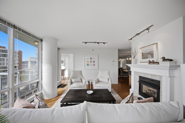 Photo 7 at 706 - 1500 Hornby Street, Yaletown, Vancouver West