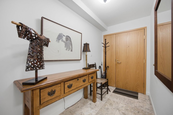 Photo 3 at 706 - 1500 Hornby Street, Yaletown, Vancouver West