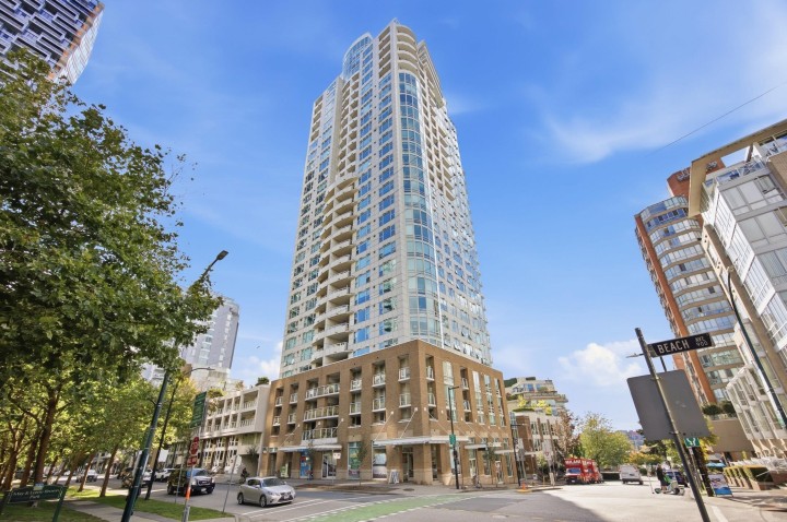 Photo 1 at 706 - 1500 Hornby Street, Yaletown, Vancouver West