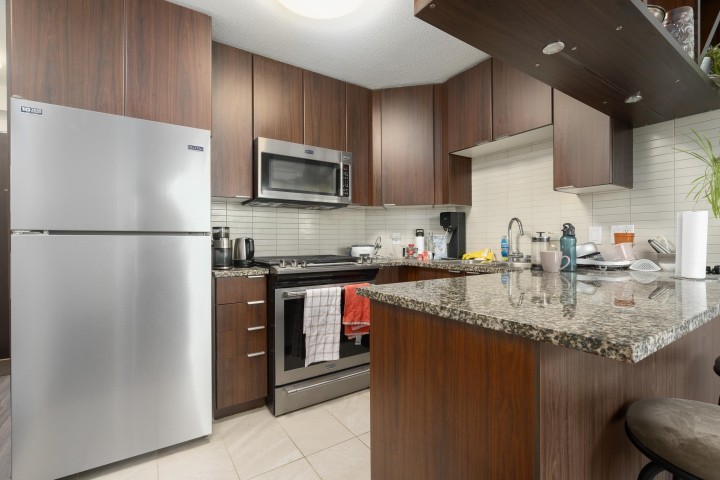 Photo 5 at 802 - 1010 Richards Street, Yaletown, Vancouver West