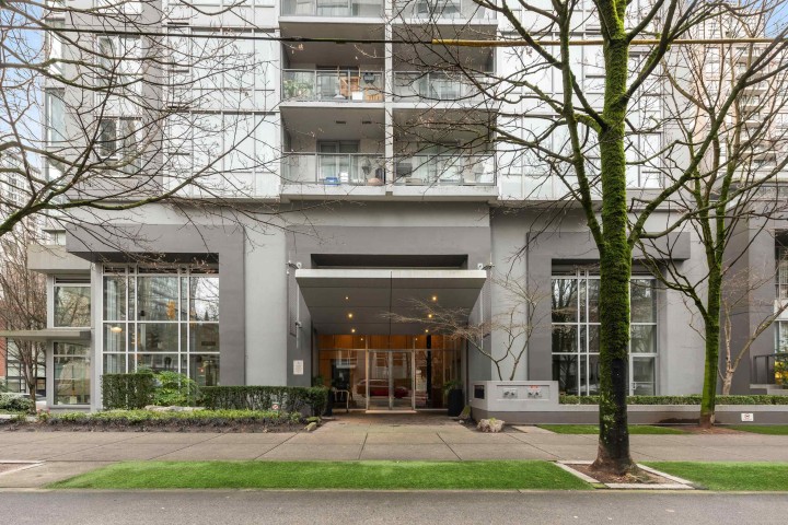 Photo 21 at 802 - 1010 Richards Street, Yaletown, Vancouver West
