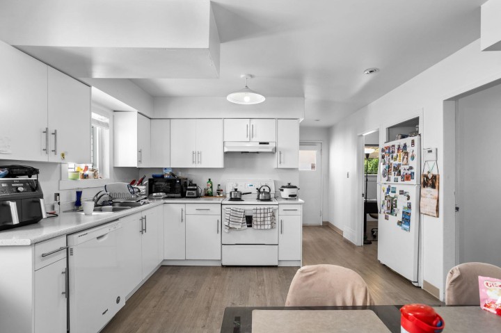Photo 12 at 3186 E 28th Avenue, Renfrew Heights, Vancouver East