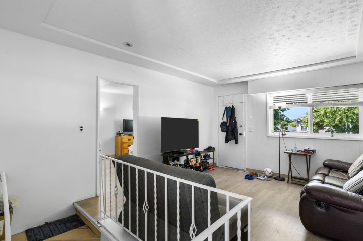 Photo 7 at 3186 E 28th Avenue, Renfrew Heights, Vancouver East