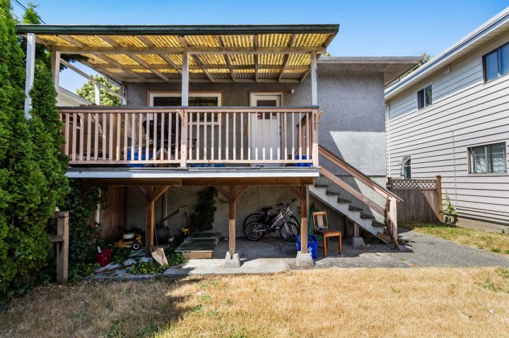 Photo 32 at 3186 E 28th Avenue, Renfrew Heights, Vancouver East