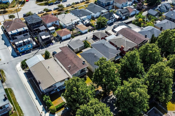 Photo 37 at 3186 E 28th Avenue, Renfrew Heights, Vancouver East
