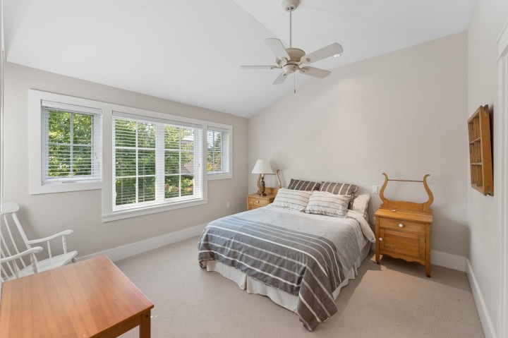 Photo 11 at 2071 Esquimalt Avenue, Ambleside, West Vancouver