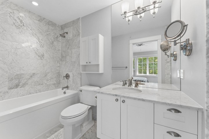 Photo 19 at 2071 Esquimalt Avenue, Ambleside, West Vancouver