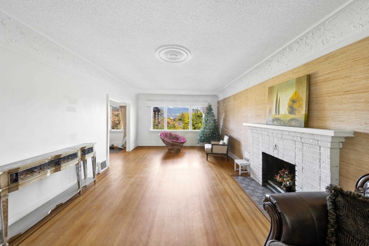 Photo 14 at 3993 W 10th Avenue, Point Grey, Vancouver West