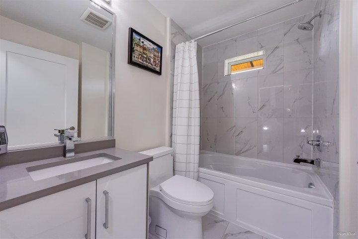 Photo 12 at 5003 Chambers Street, Collingwood VE, Vancouver East