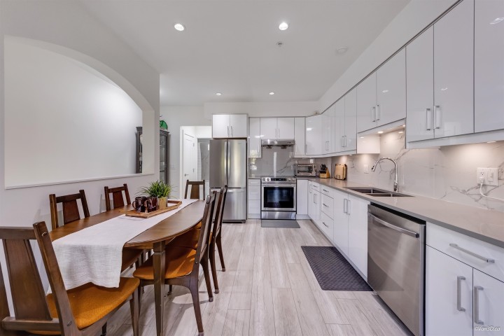 Photo 7 at 5003 Chambers Street, Collingwood VE, Vancouver East