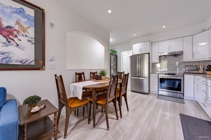 Photo 9 at 5003 Chambers Street, Collingwood VE, Vancouver East