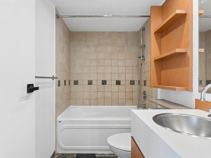Photo 26 at 2208 - 1495 Richards Street, Yaletown, Vancouver West