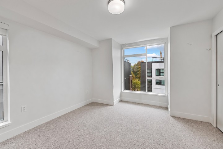 Photo 12 at 7615 Yukon Street, Marpole, Vancouver West