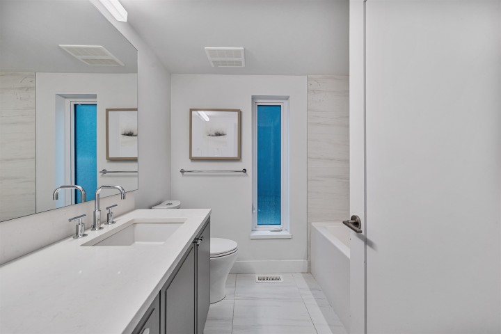 Photo 24 at 7615 Yukon Street, Marpole, Vancouver West