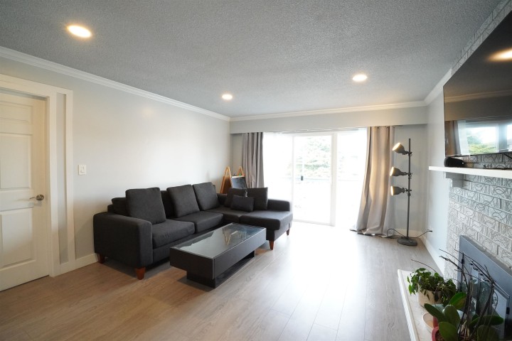 Photo 7 at 6819 Knight Street, South Vancouver, Vancouver East