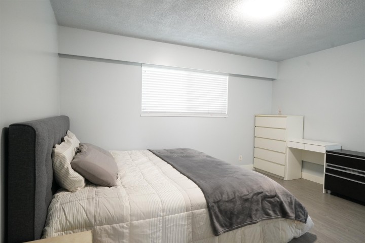 Photo 14 at 6819 Knight Street, South Vancouver, Vancouver East