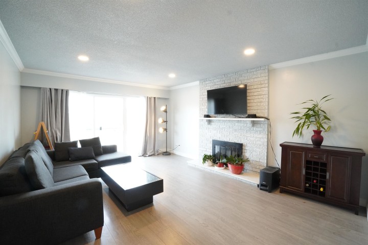 Photo 18 at 6819 Knight Street, South Vancouver, Vancouver East