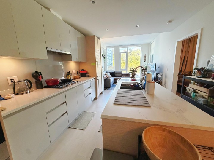 Photo 10 at 509 - 3538 Sawmill Crescent, South Marine, Vancouver East