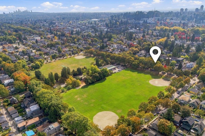Photo 9 at 840 W 22nd Avenue, Cambie, Vancouver West
