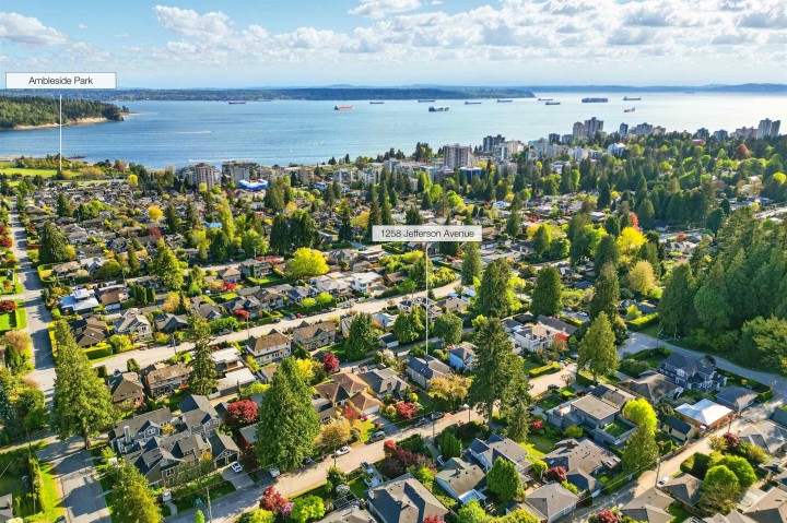 Photo 6 at 1258 Jefferson Avenue, Ambleside, West Vancouver