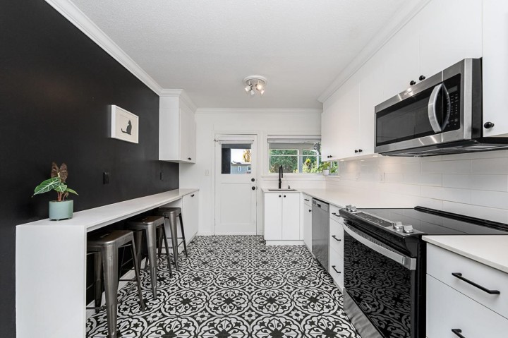 Photo 13 at 1258 Jefferson Avenue, Ambleside, West Vancouver