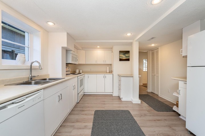 Photo 32 at 1258 Jefferson Avenue, Ambleside, West Vancouver