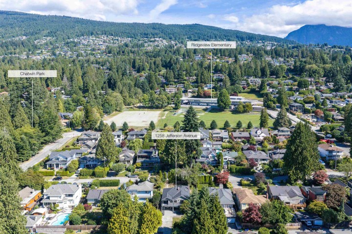 Photo 5 at 1258 Jefferson Avenue, Ambleside, West Vancouver