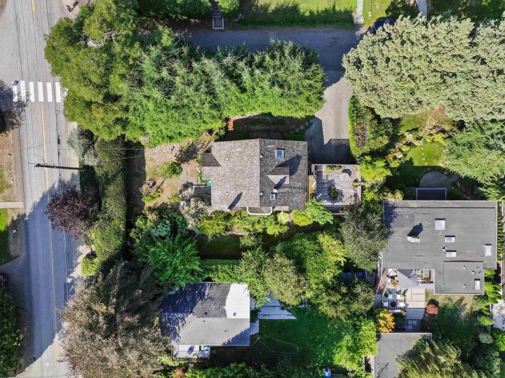 Photo 24 at 1376 11th Street, Sentinel Hill, West Vancouver