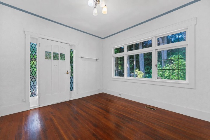 Photo 15 at 1376 11th Street, Sentinel Hill, West Vancouver
