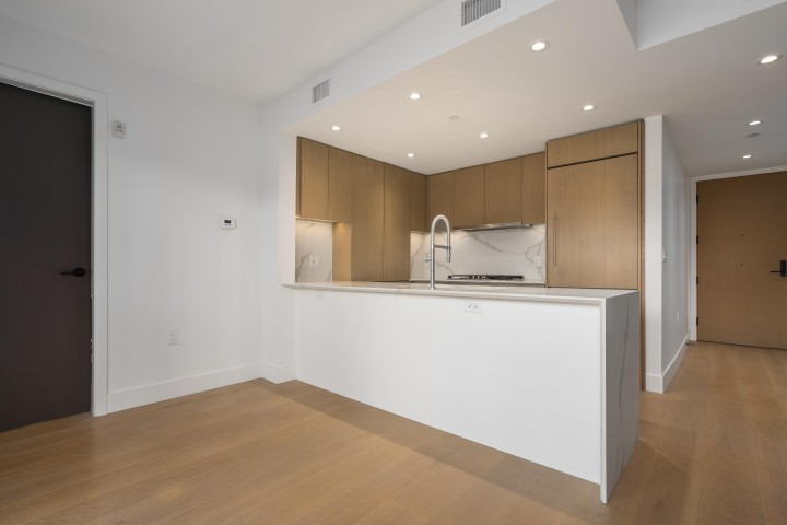 Photo 6 at 308 - 5089 Quebec Street, Main, Vancouver East