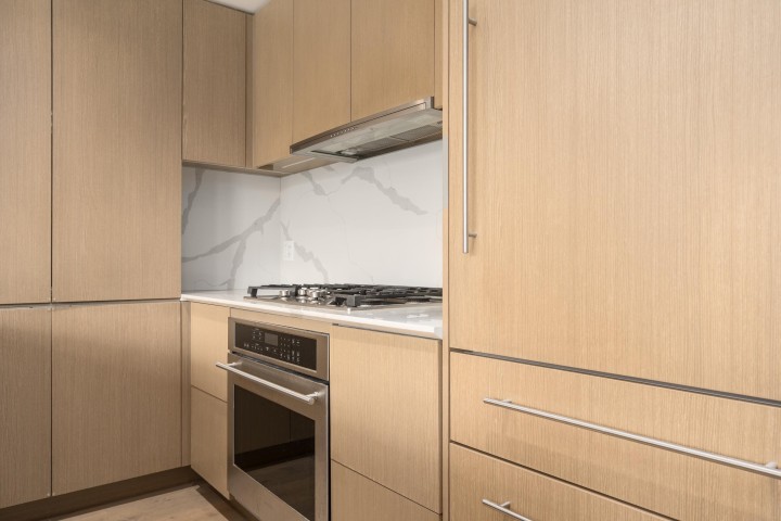 Photo 4 at 308 - 5089 Quebec Street, Main, Vancouver East