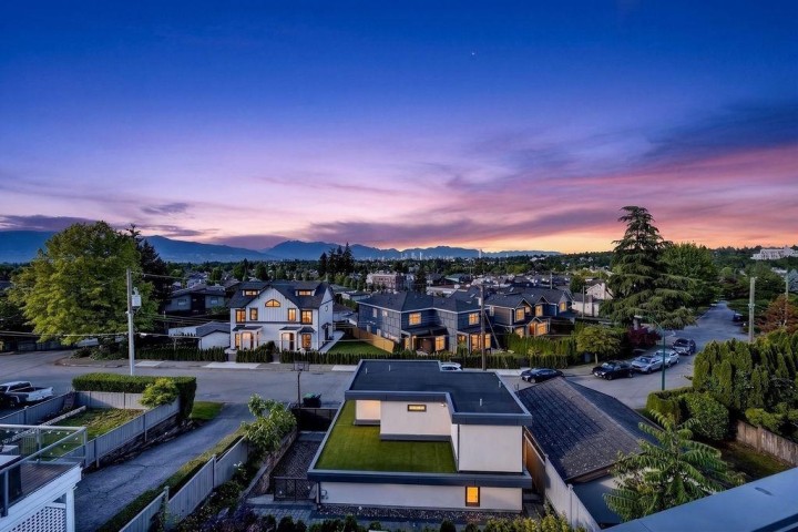 Photo 3 at 2863 W King Edward Avenue, Arbutus, Vancouver West