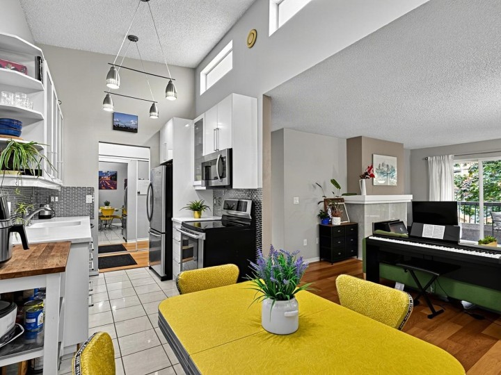 Photo 4 at 319 - 550 E 6th Avenue, Mount Pleasant VE, Vancouver East