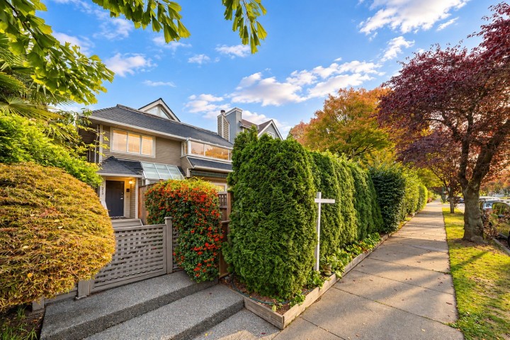 Photo 1 at 1919 Creelman Avenue, Kitsilano, Vancouver West