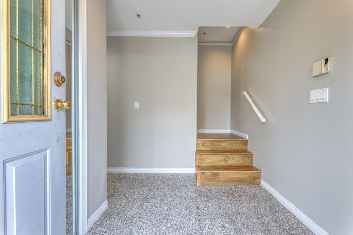 Photo 3 at 3028 E 26th Avenue, Renfrew Heights, Vancouver East