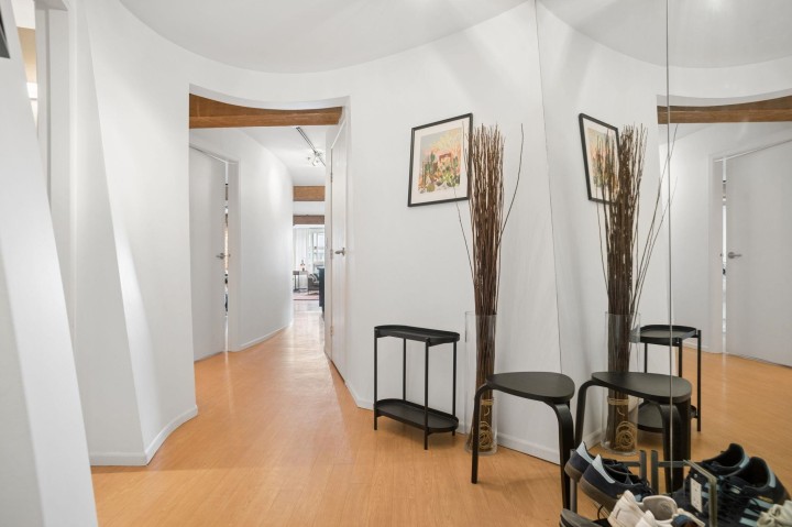 Photo 23 at 305 - 1066 Hamilton Street, Yaletown, Vancouver West