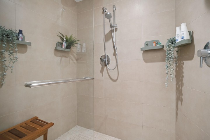 Photo 21 at 305 - 1066 Hamilton Street, Yaletown, Vancouver West
