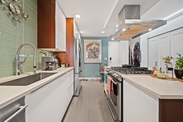 Photo 5 at 6 - 1234 W 7th Avenue, Fairview VW, Vancouver West