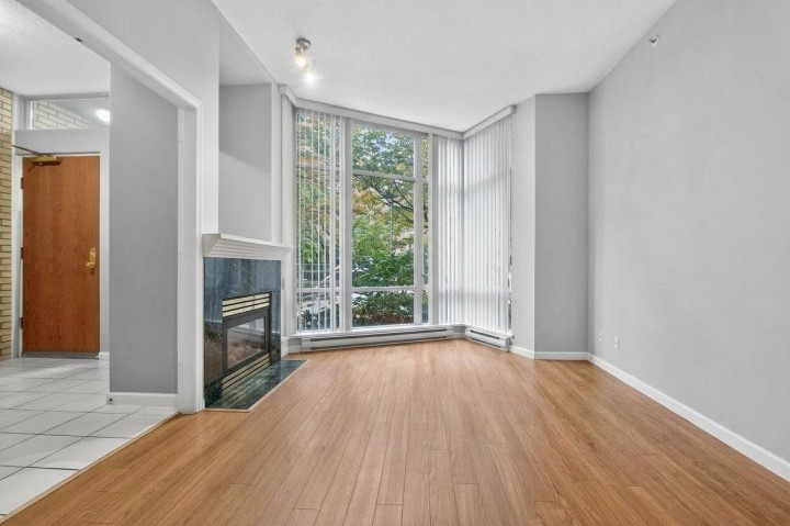 Photo 7 at TH108 - 1288 Marinaside Crescent, Yaletown, Vancouver West
