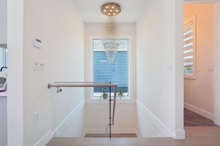 Photo 19 at 72 E 57th Avenue, South Vancouver, Vancouver East
