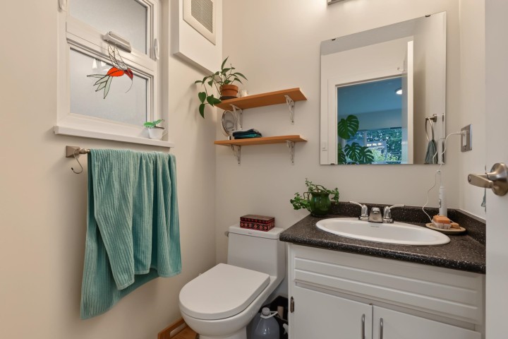 Photo 32 at 132-134 W 12th Avenue, Mount Pleasant VW, Vancouver West